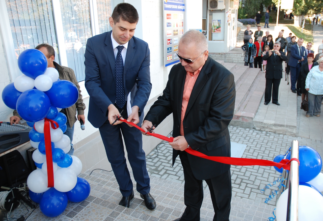 Moldindconbank, acum şi în oraşul Ocniţa