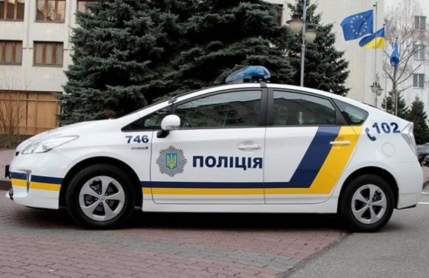 В центре Киева организовали конкурс дизайна авто для полиции