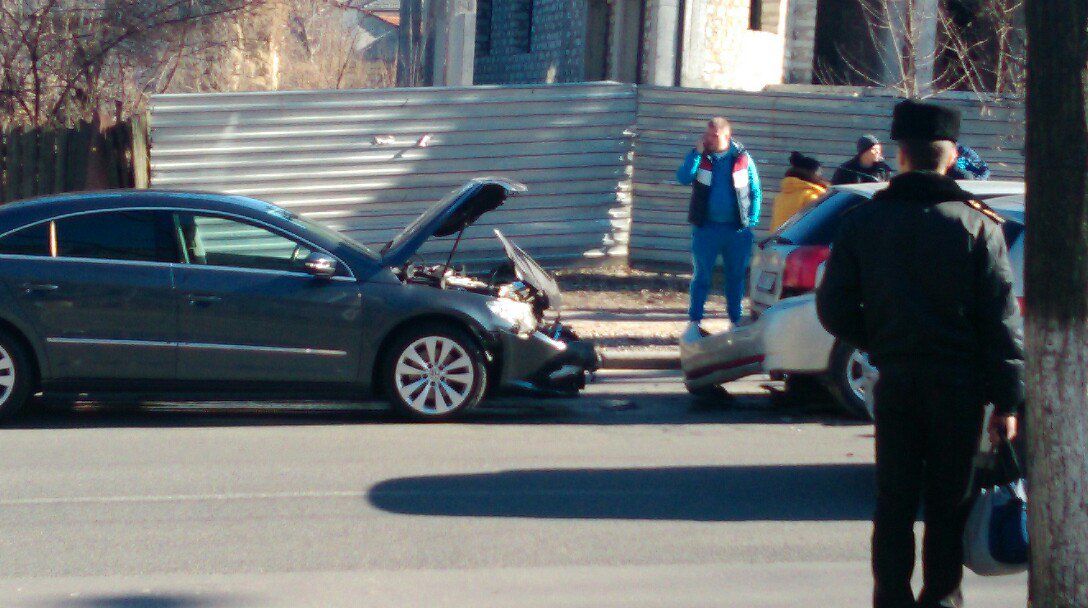Цепная авария в Кишиневе: пострадали 4 автомобиля
