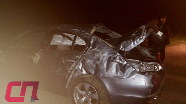 Un automobil a ieșit de pe traseu și s-a inversat la nordul Мoldovei