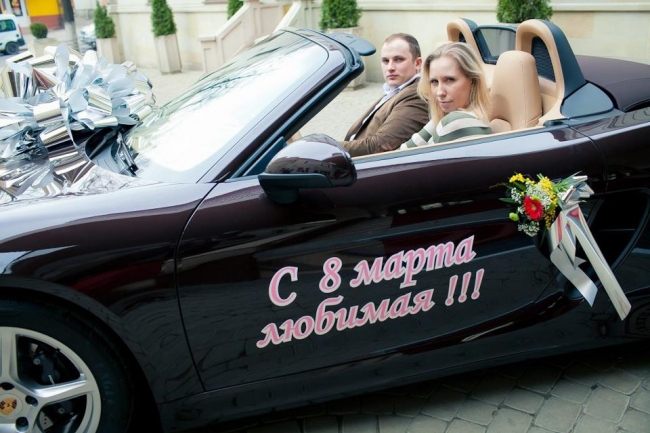 Cu ce cumparaturi luxoase se lauda Valerian Manzat