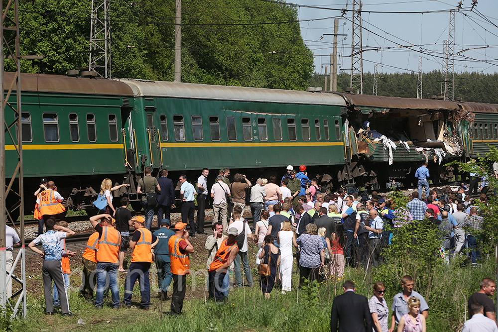Число жертв столкновения поездов в Подмосковье увеличилось до шести человек