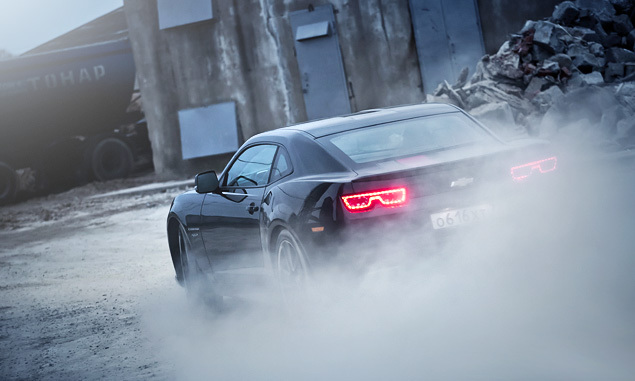 Чем могут зацепить мощные американские купе Cadillac CTS-V и Chevrolet Camaro SS
