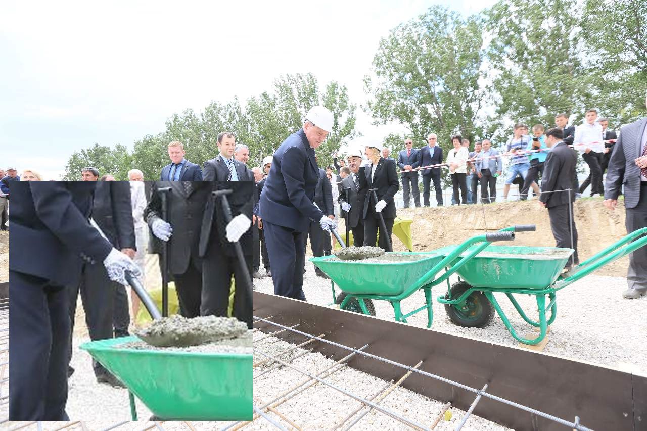 Președintele Nicolae Timofti nu știe cum se pun mănușile pentru construcții
