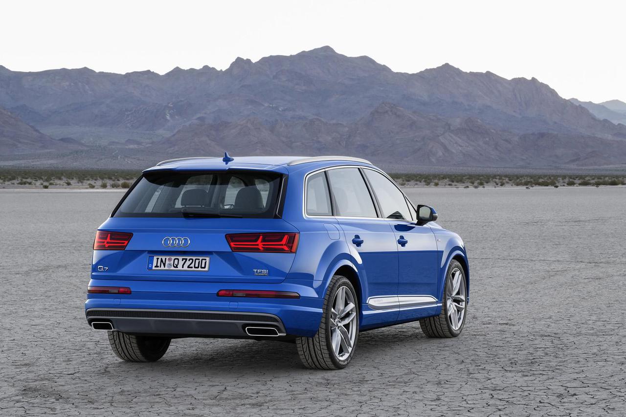 Audi представила свой новый большой кроссовер Q7