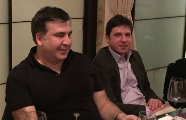 Обнародованы фото "заседания" Саакашвили и нардепов в дорогом японском ресторане