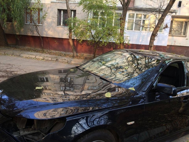В Кишиневе продолжают воровать фары с BMW