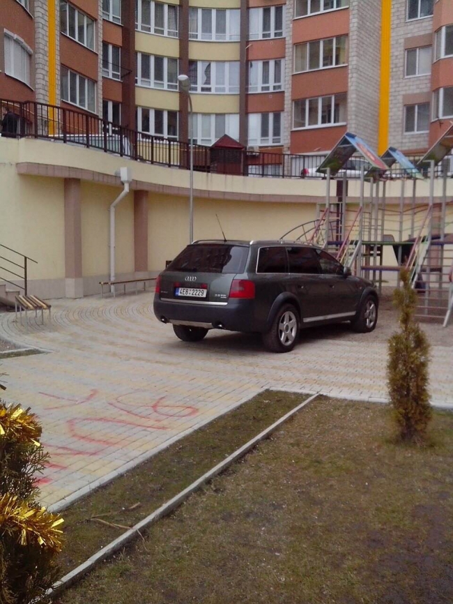 A parcat ca cel mai nesimtit sofer!