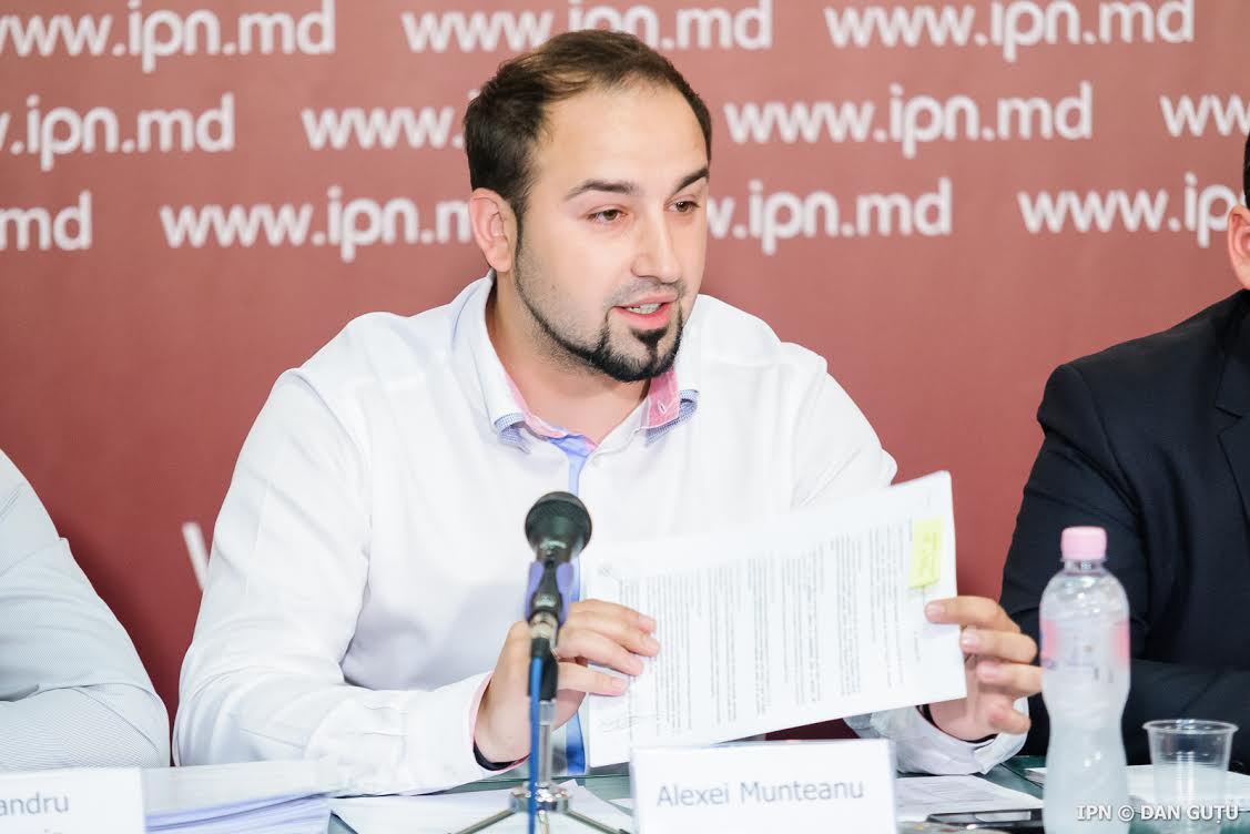 StarNet face publice contractele de milioane pentru drepturile de autor