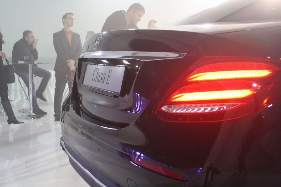 Noul Mercedes-Benz Clasa E s-a lansat în România şi e incredibil