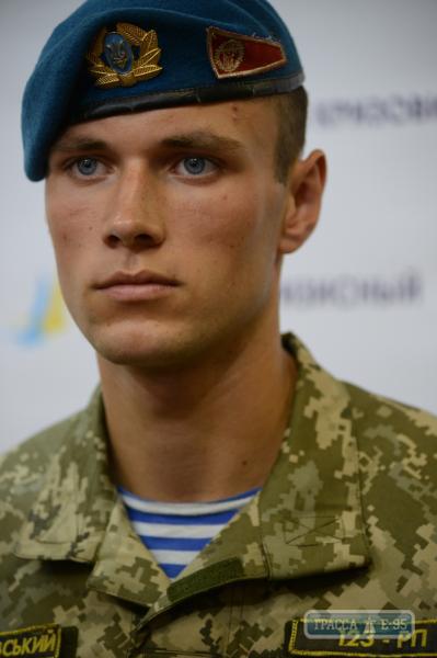 Украинские военные наденут новую форму