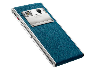 Vertu сменила ориентацию в смартфоне за 4900 евро
