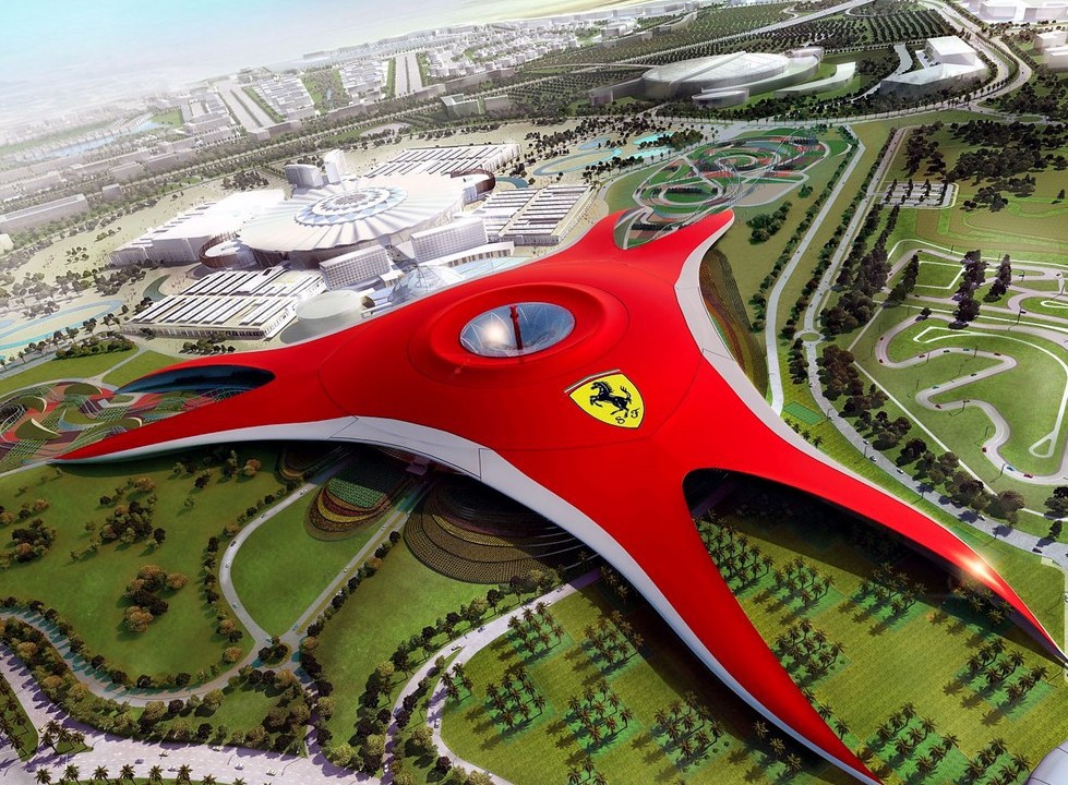 Ferrari World: ошеломляющий парк скорости