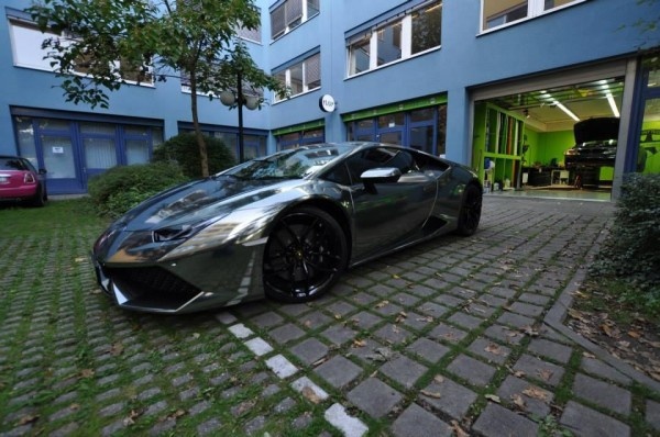 Print Tech показали хромовый вариант Lamborghini Huracan