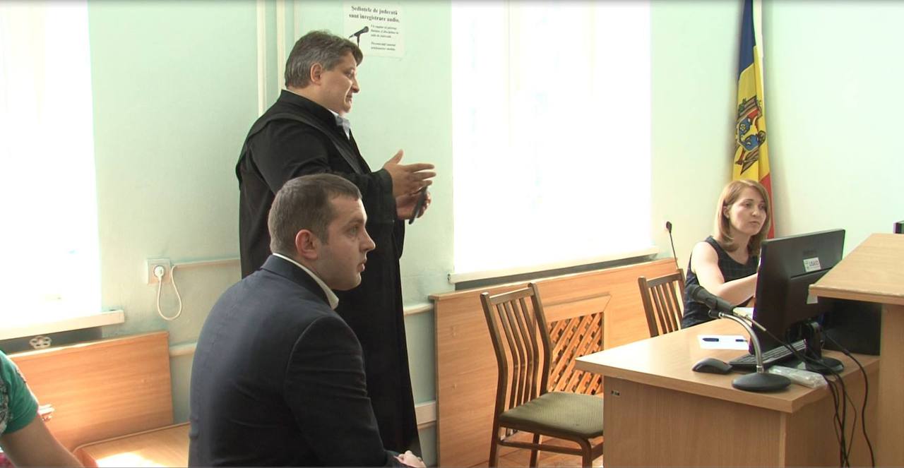 Ренато Усатый VS Минюст: ответчик прикинулся «шлангом»