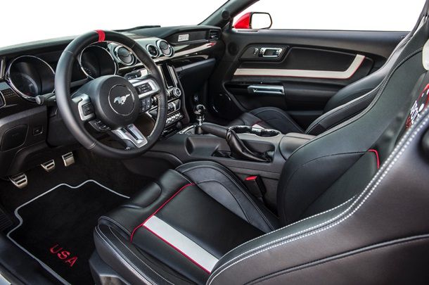 Ford выпустил Mustang Apollo для американских патриотов