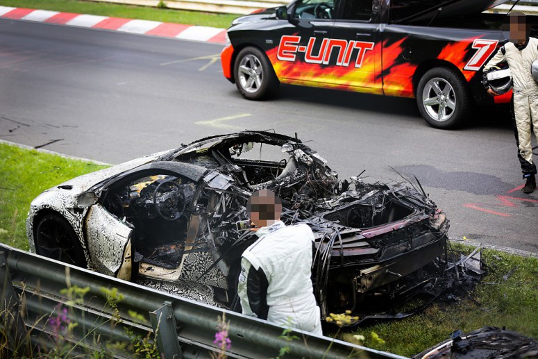 Cуперкар Honda NSX сгорел не дойдя до серийного выпуска