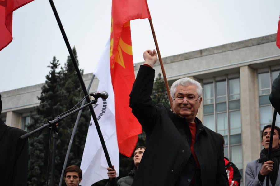 В Кишиневе прошел многотысячный митинг против властей