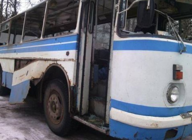 Под обстрел на Донбассе попали пассажиры еще одного автобуса, есть погибшие