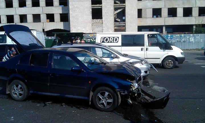 Nervii şoferilor sunt întinşi la maximum din cauza unor accidente
