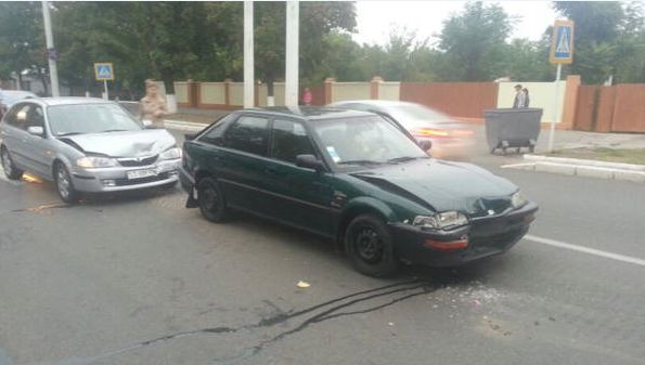 В центре Тирасполя произошла авария с участием трех автомобилей