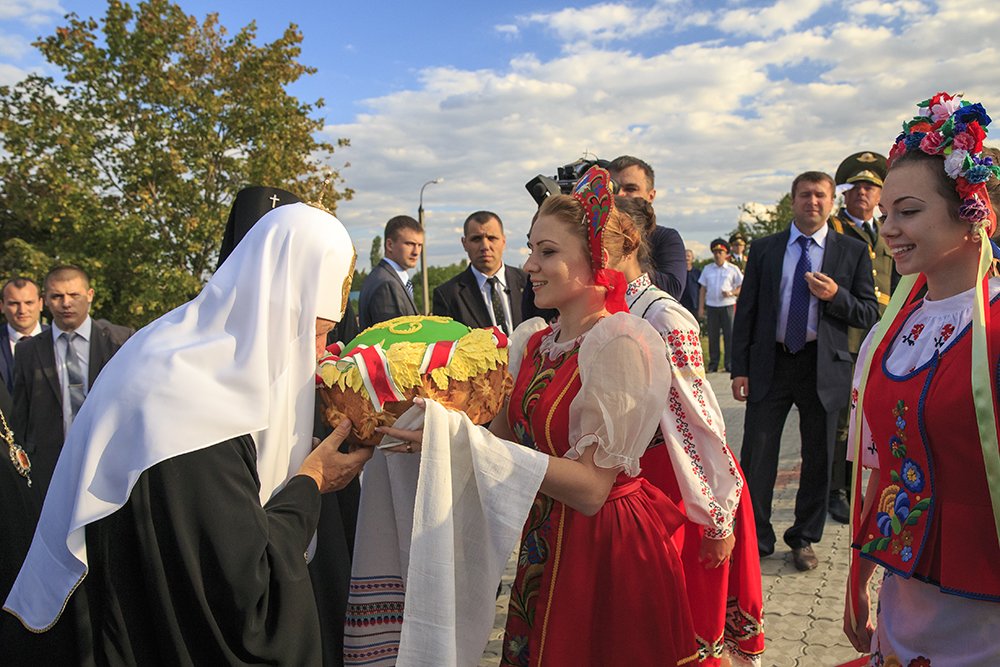 Патриарха встретили в Бендерах. Понедельник объявили выходным