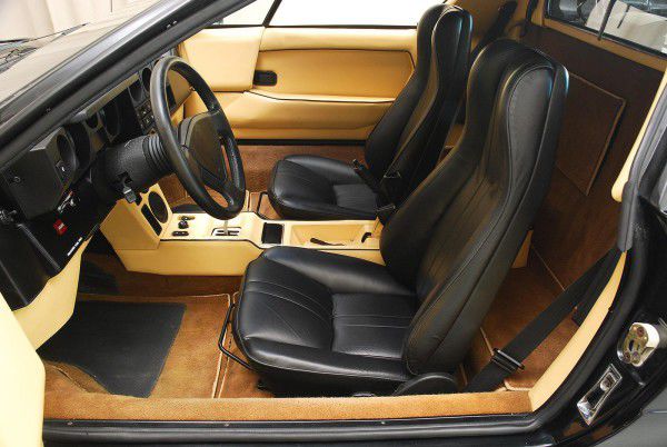 Почти 30-летний Lamborghini Jalpa продают за 115 000 долларов