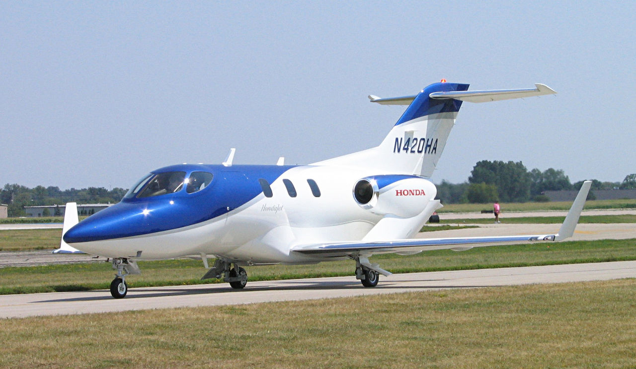 Honda провела испытания своего первого самолета Hondajet