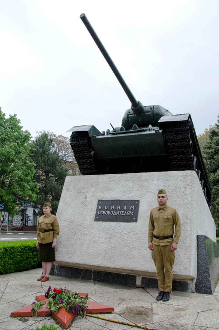 В Бельцах прошла акция «Вахта памяти. 4 дня до Победы»