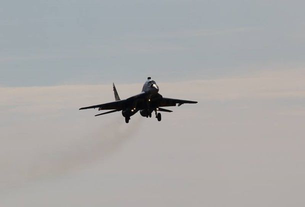 Самолеты ВВС Украины посадили вдоль трассы Киев-Одесса