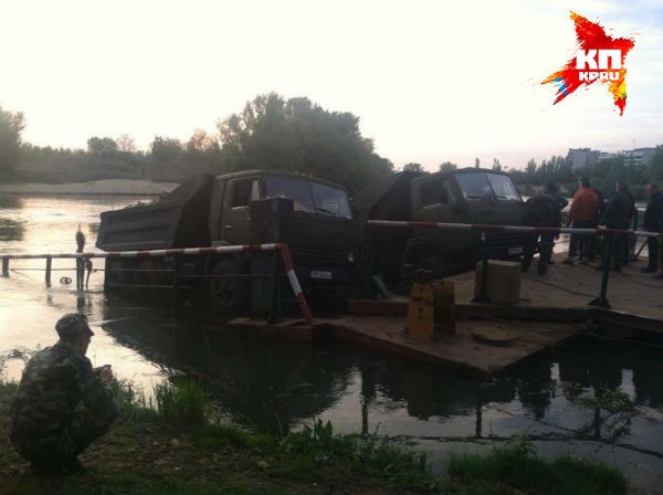 Doua camioane si o masina au ajuns in Nistru