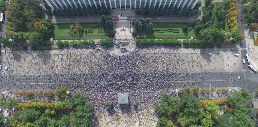 1 miliard! Today.md vă învață cum se face manipularea
