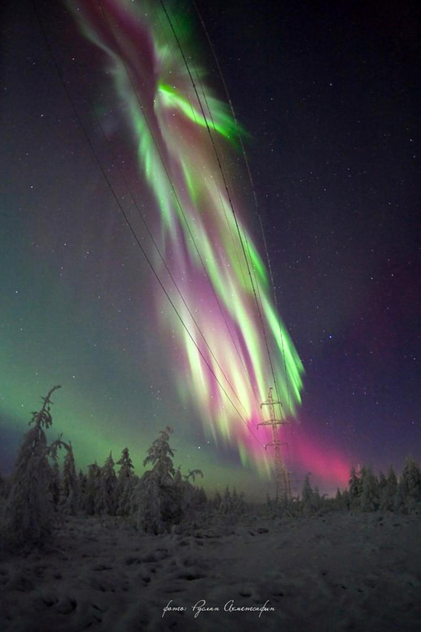 ​Северное сияние: Фотографу удалось запечатлеть уникальные кадры