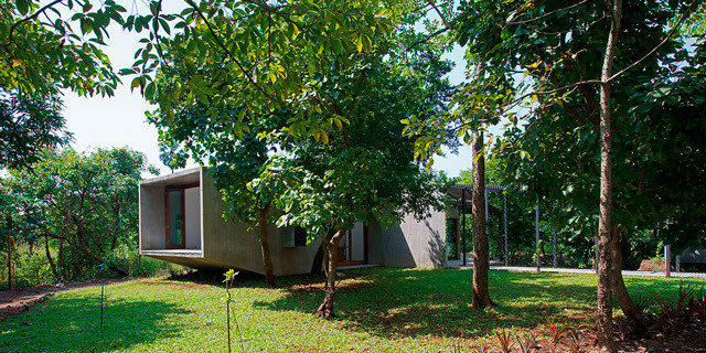 Дом на реке от индийского бюро Architecture Brio