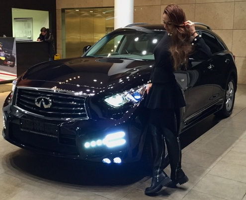Алена Водонаева купила новый автомобиль за 4.5 миллиона