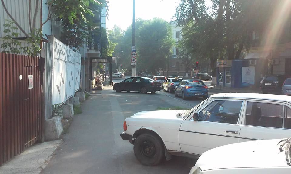 Незаконная терраса в центре Кишинева исчезла за ночь