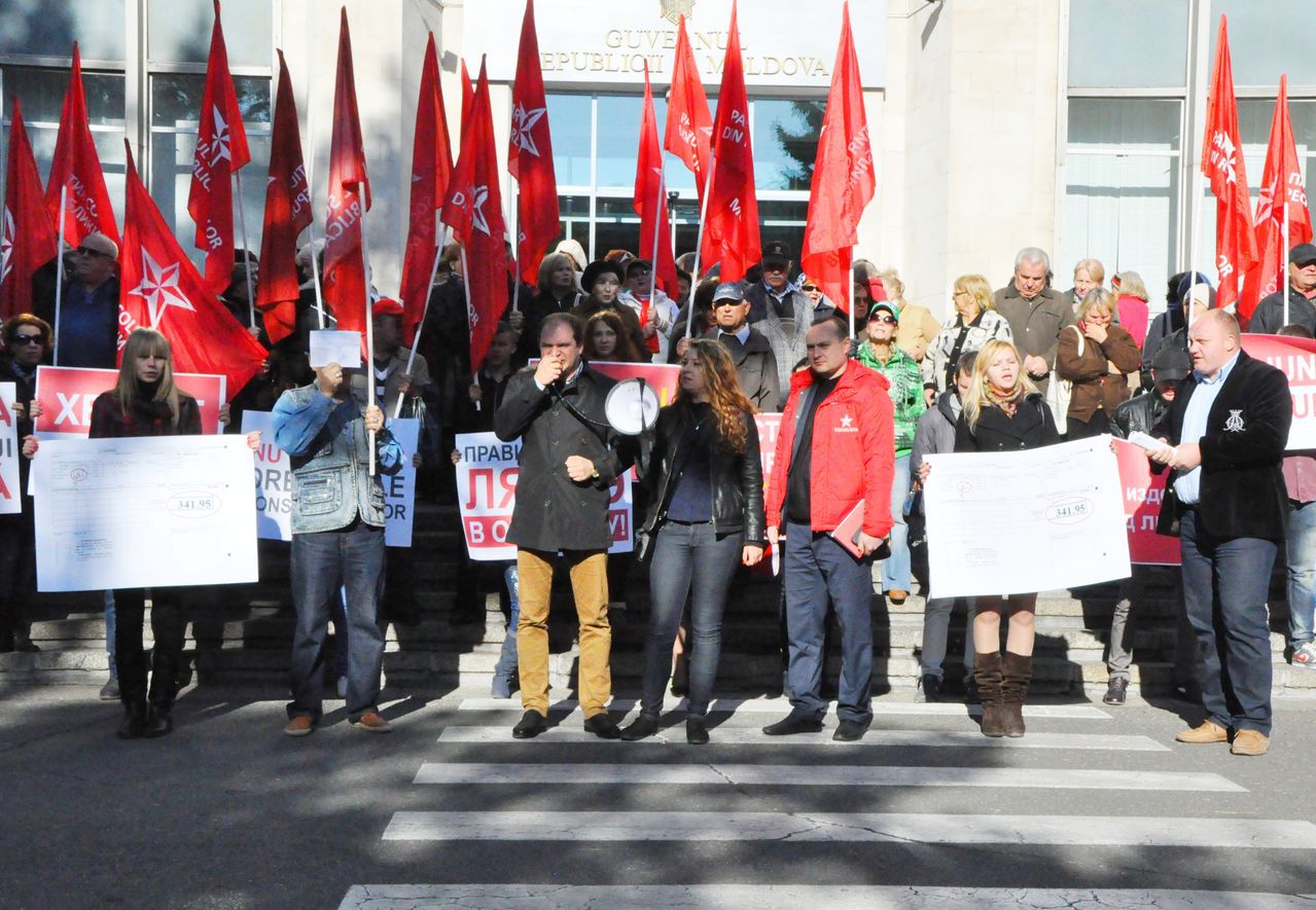 Социалисты опротестовали в КС два антинародных решения власти