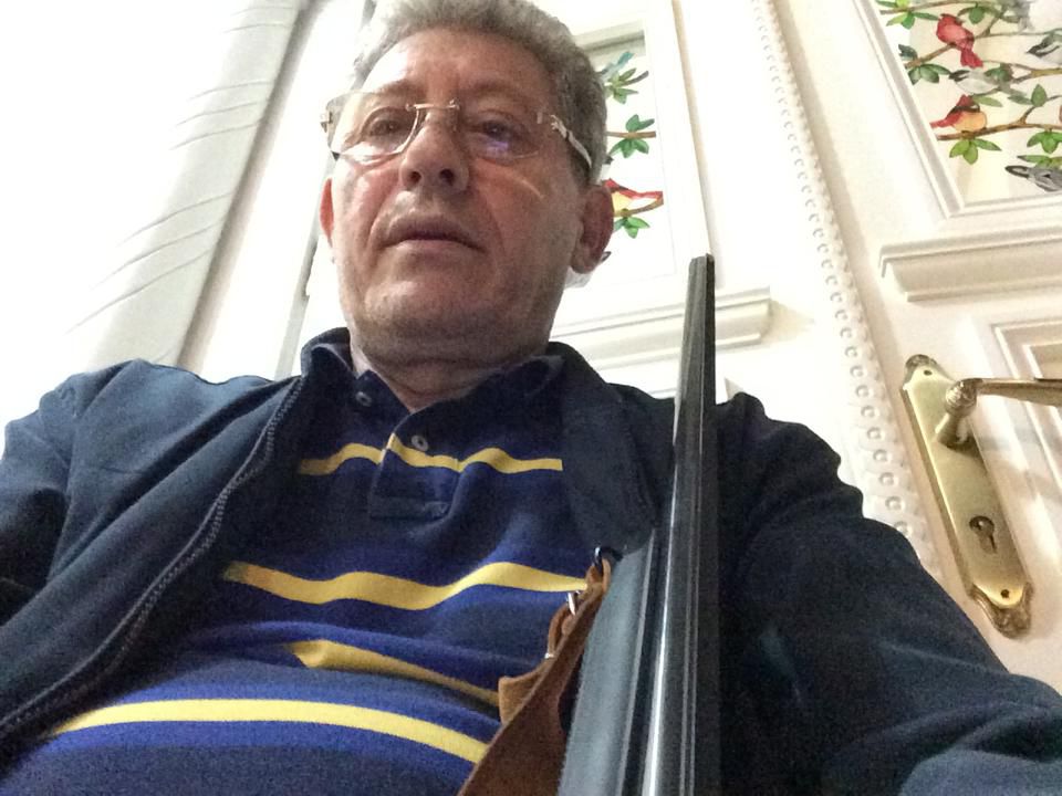 Михай Гимпу взялся за ружье, чтобы защитить свой дом в Колонице