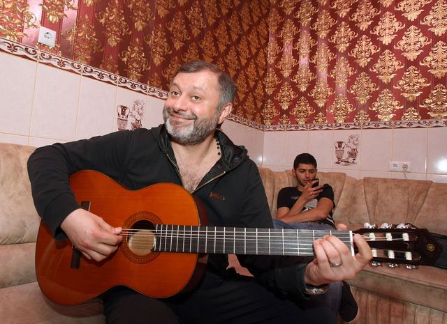 Как живется цыганскому барону в Киеве