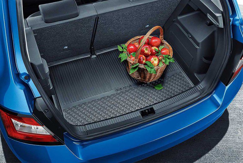 Skoda позаботилась о безопасности перевозимых собак