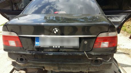 Membru PSRM, prins cu țigări de contrabandă la vamă. Reacția ministrului de Interne