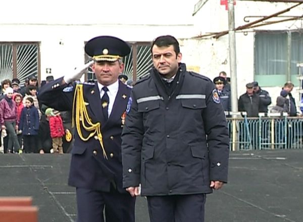 Chiril Gaburici aduna uniforme!