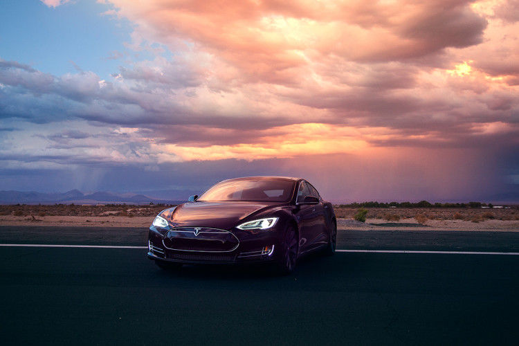 Топовую версию Tesla Model S сделали еще быстрее
