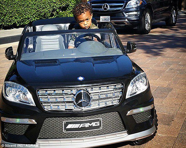 50 Cent заявил, что его роскошная жизнь – это иллюзия