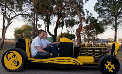 Австралиец собрал настоящий автомобиль из Lego
