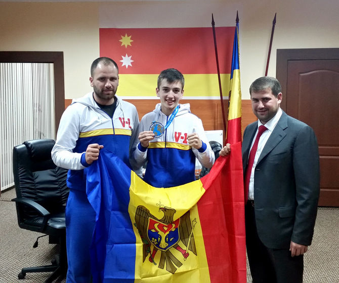 Orheianul Nicolae Deleu, campion mondial la lupte unificate, premiat de Primarul Ilan Șor