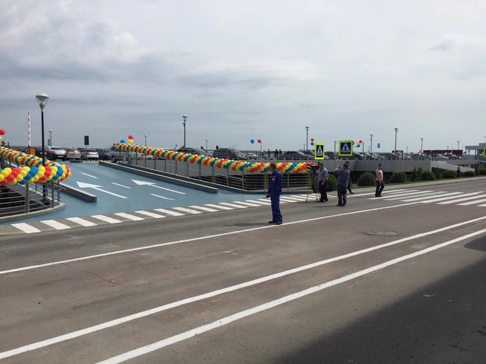 В аэропорту Кишинева открылась многоуровневая парковка
