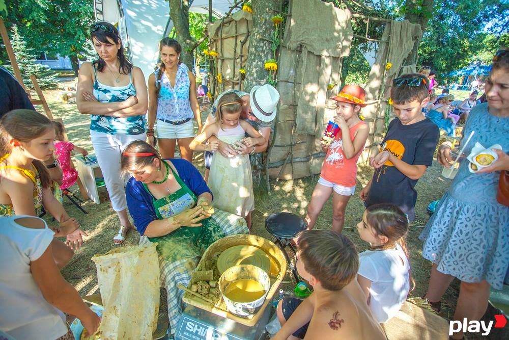 Международный арт-лагерь Cucuteni 2015 завершился праздником