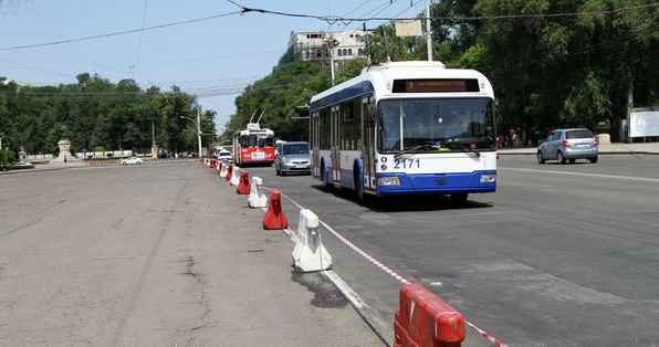 На столичном проспекте Штефана чел Маре начались ремонтные работы