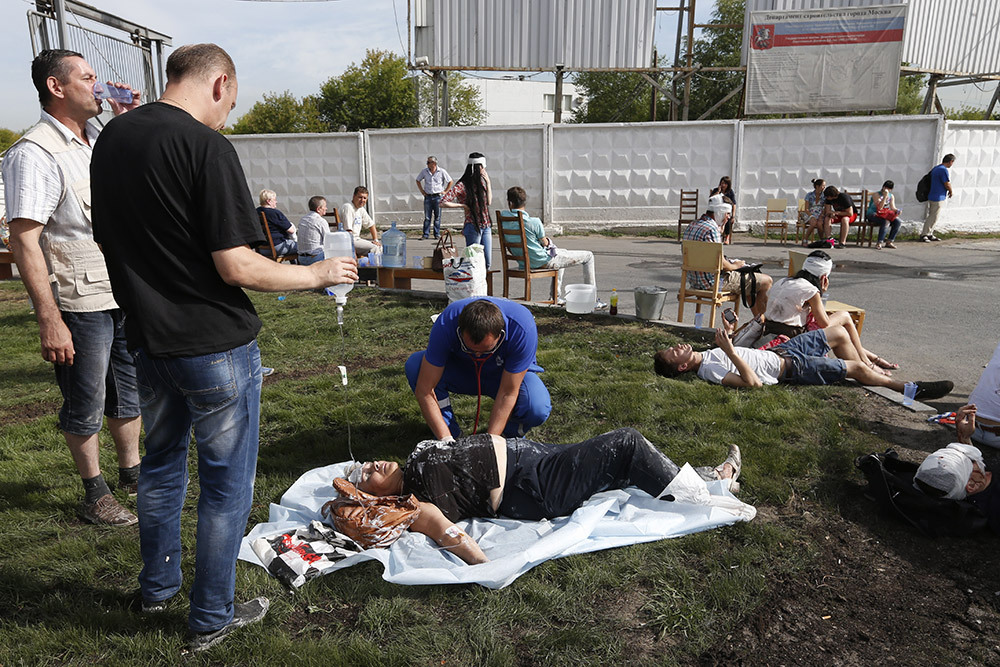 Три человека погибли в вагоне метро, сошедшем с рельсов в Москве
